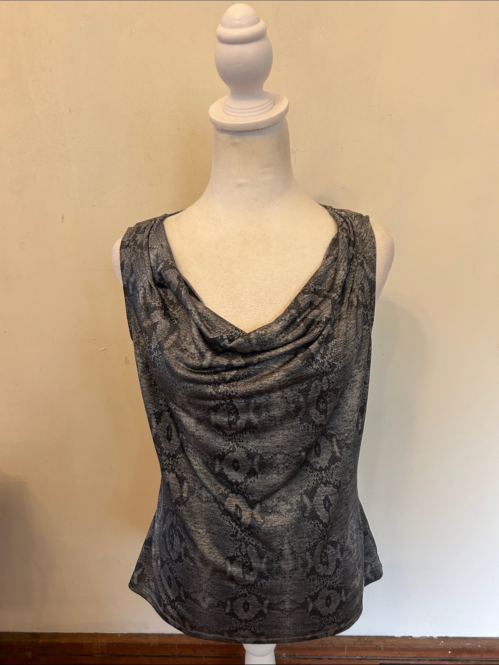 Calvin Klein Sleeveless Draped Neck Animal print blouse Size M EUC